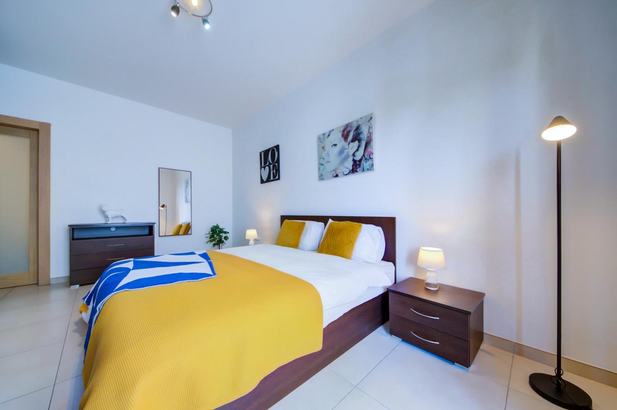 Stylish 2Br Apt With Balconies In St Julians, Paceville - Apt 6 By Vaganza San Ġiljan Extérieur photo