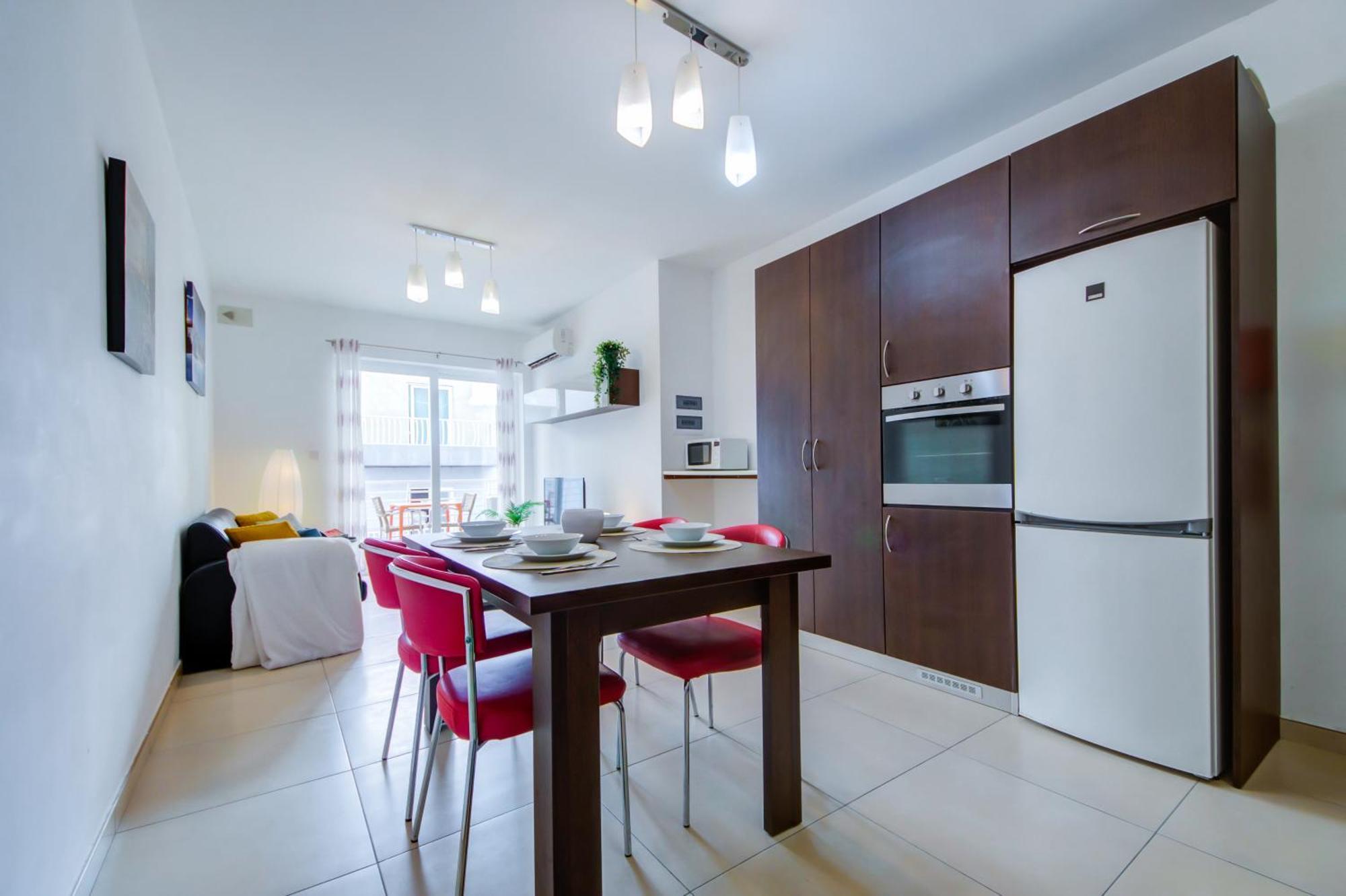 Stylish 2Br Apt With Balconies In St Julians, Paceville - Apt 6 By Vaganza San Ġiljan Extérieur photo