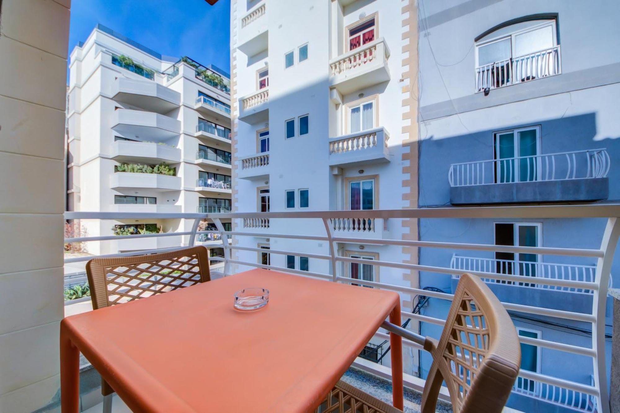 Stylish 2Br Apt With Balconies In St Julians, Paceville - Apt 6 By Vaganza San Ġiljan Extérieur photo